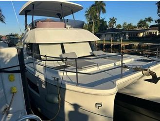 37' Fountaine Pajot 2018 Yacht For Sale